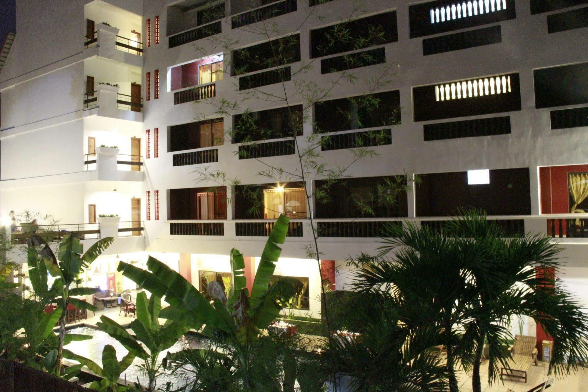 Mekong Angkor Deluxe Hotel Siem Reap Dış mekan fotoğraf